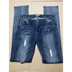 Elan Women's Size Medium Distressed Skinny Mid Rise 5 Pocket Jeans